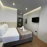 Hotell Gul 2*