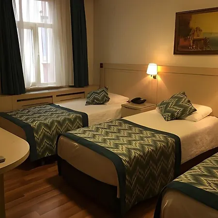 Hotel Gul 2*